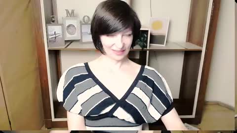 Angelina online show from May 25, 8:20 am