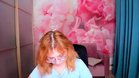 AngelinaLow online show from January 6, 5:28 pm