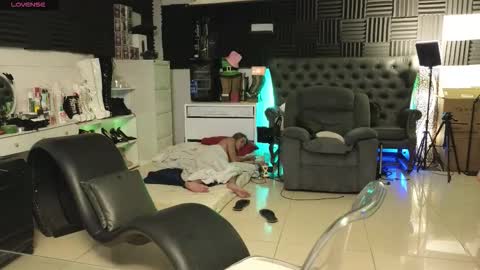 Angel online show from September 17, 1:53 am