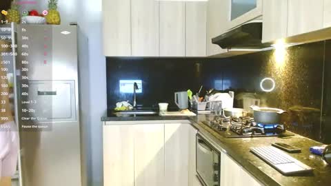 Angelm888-  online show from February 27, 4:02 am