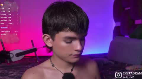 Angelo I work from home this is my room  online show from November 8, 7:11 am