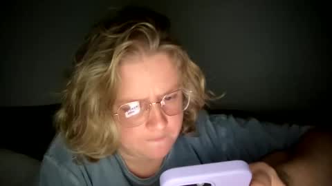 Snapshot of angeloflight273360 chatting on February 28, 11:34 pm Angel of Light online show from February 28, 11:34 pm