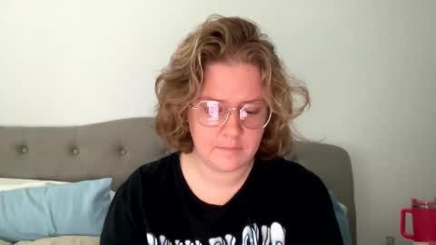 Snapshot of angeloflight273360 chatting on March 5, 5:29 pm Angel of Light online show from March 5, 5:29 pm
