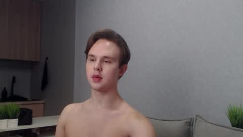 Angel online show from March 19, 1:38 pm