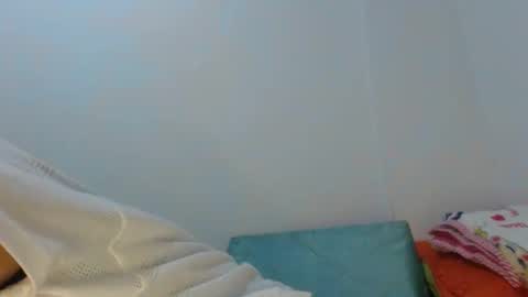 rebeca online show from May 7, 12:06 am
