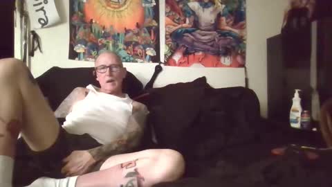 Angel and Mark online show from February 8, 4:27 am