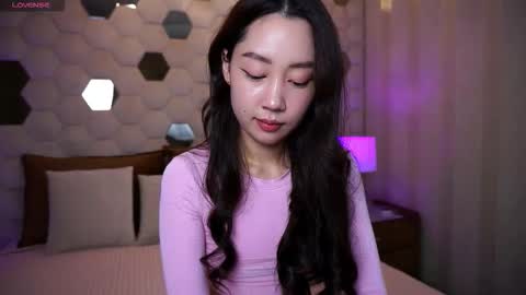 angelshy_ online show from September 13, 6:38 am