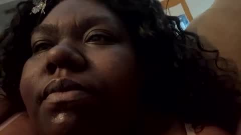 angelslayssopretty online show from August 2, 12:45 am