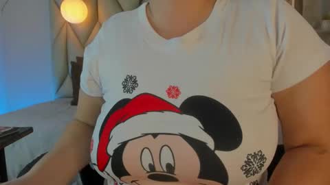 ANGIE online show from December 3, 2:29 pm