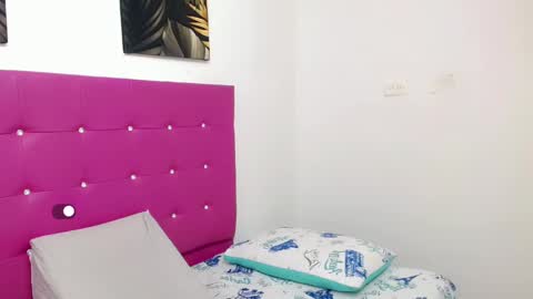 Angie online show from February 16, 11:27 am