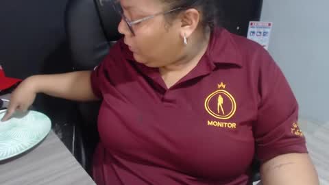 angy online show from April 17, 11:18 pm