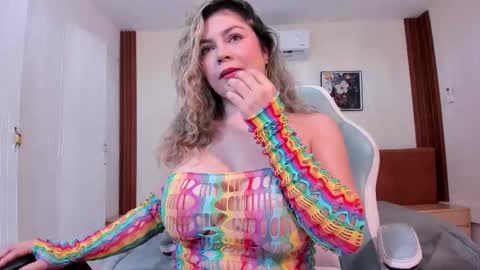 anie_owens online show from February 10, 1:03 pm