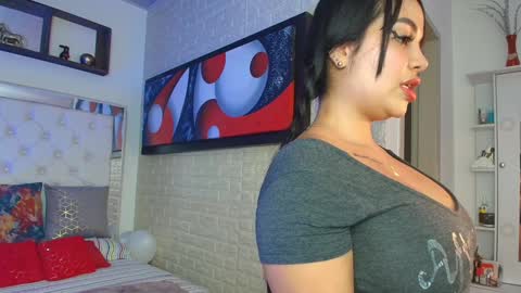 laura  online show from March 6, 1:48 am