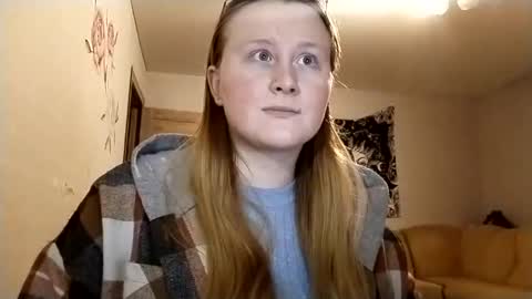 Snapshot of anika_lipps chatting on October 2, 12:20 am Anika online show from October 2, 12:20 am