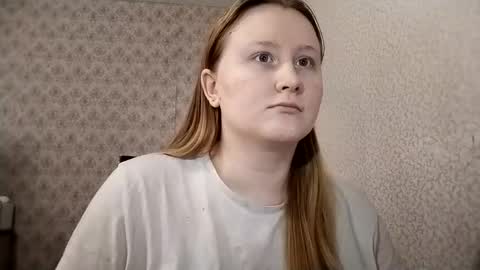 Snapshot of anika_lipps chatting on September 14, 8:38 am Anika online show from September 14, 8:38 am