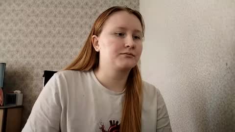 Snapshot of anika_lipps chatting on September 12, 9:44 am Anika online show from September 12, 9:44 am