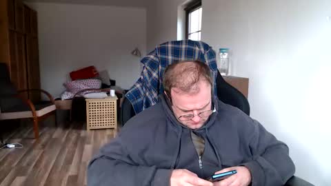 animal_michael online show from March 8, 9:57 am