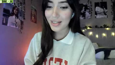 Snapshot of anisa_sweet chatting on October 10, 6:30 am Anisa Moan from LovenseWet from Tip MenuOpen for Private online show from October 10, 6:30 am