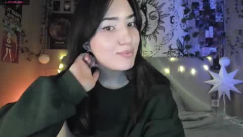 Snapshot of anisa_sweet chatting on February 14, 3:15 pm Anisa Moan from LovenseWet from Tip MenuOpen for Private online show from February 14, 3:15 pm