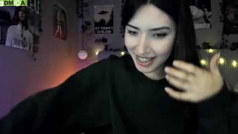 Snapshot of anisa_sweet chatting on September 20, 6:27 am Anisa Moan from LovenseWet from Tip MenuOpen for Private online show from September 20, 6:27 am