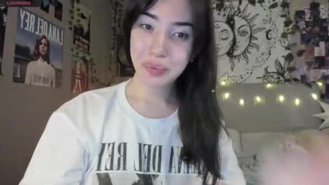 Snapshot of anisa_sweet chatting on March 9, 11:56 pm Anisa Moan from LovenseWet from Tip MenuOpen for Private online show from March 9, 11:56 pm