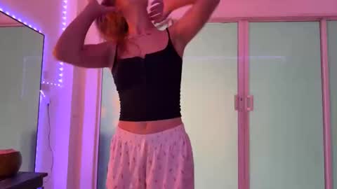 Snapshot of anita__hills chatting on October 8, 4:07 am anita__hills online show from October 8, 4:07 am