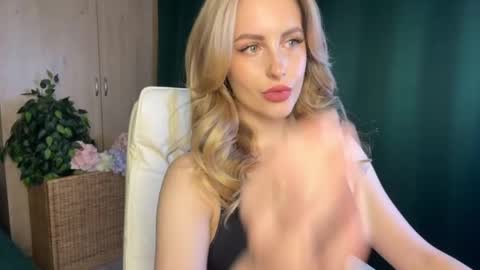 Anita online show from May 17, 12:42 am