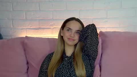Snapshot of anitaventure chatting on September 28, 4:54 am AnitaVenture online show from September 28, 4:54 am