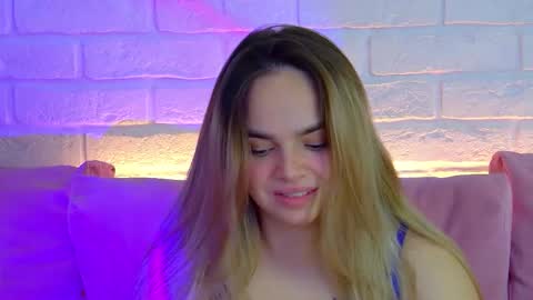 Snapshot of anitaventure chatting on October 4, 4:32 am AnitaVenture online show from October 4, 4:32 am