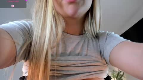 Ann online show from May 19, 1:56 am