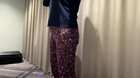 Anna online show from November 5, 8:11 pm