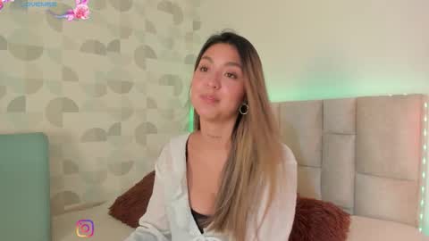 Snapshot of anna_loveu chatting on September 22, 7:18 pm Ana Lucia online show from September 22, 7:18 pm