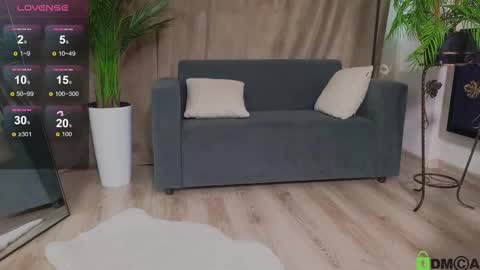 Snapshot of anna_nickol chatting on September 18, 11:58 am Anna online show from September 18, 11:58 am