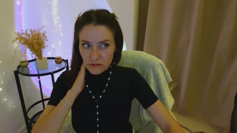 Snapshot of annaabels chatting on September 22, 7:51 pm annaabels online show from September 22, 7:51 pm