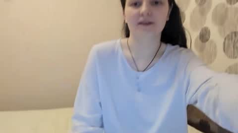 annaahcharm online show from February 5, 5:11 am