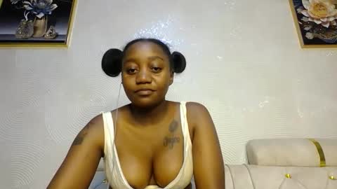 Snapshot of annabel038 chatting on February 21, 9:11 pm Annabel online show from February 21, 9:11 pm