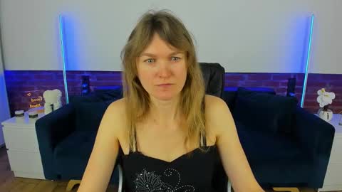 Annabel online show from February 22, 7:01 am