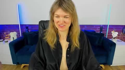 Annabel online show from February 15, 7:10 am