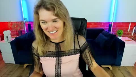 Snapshot of annabel_xxx chatting on September 21, 5:55 am Annabel online show from September 21, 5:55 am