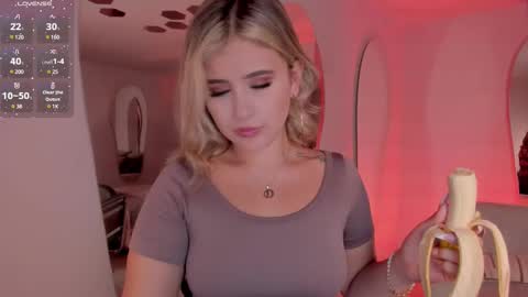 Anna Brooks  online show from March 11, 7:36 pm