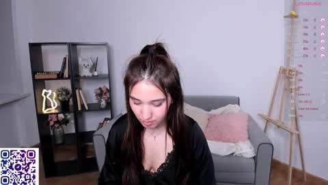 Anna online show from February 26, 3:32 pm