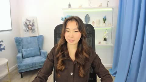 Anna online show from October 8, 11:27 am