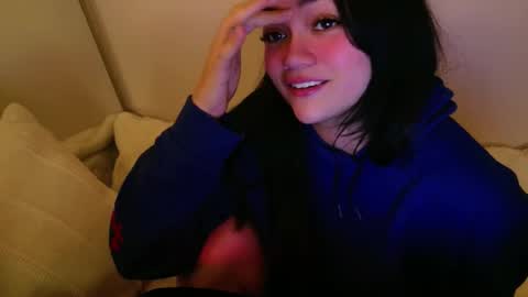 Snapshot of annatigarr chatting on November 1, 4:55 am meow online show from November 1, 4:55 am