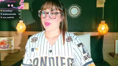 Anna Victoria online show from May 28, 4:21 am