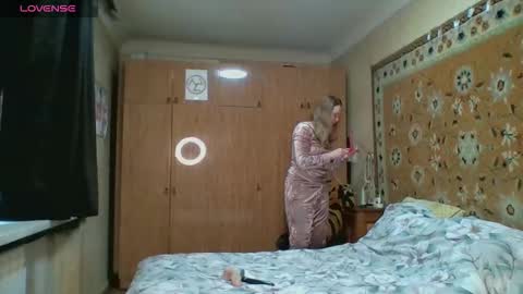 AnnaXLovers online show from February 25, 12:31 pm