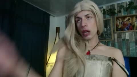 Anne online show from October 18, 6:28 am