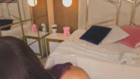 Ann  online show from February 12, 11:36 am