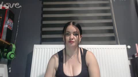 Snapshot of annebellee69 chatting on October 10, 10:14 pm annebellee69 online show from October 10, 10:14 pm