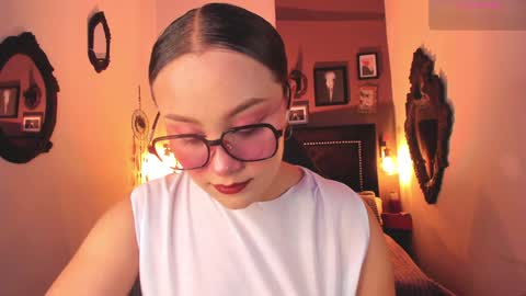 Anne  online show from January 31, 10:21 pm