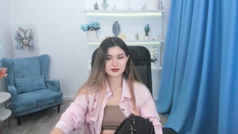 annetli online show from November 17, 7:16 pm